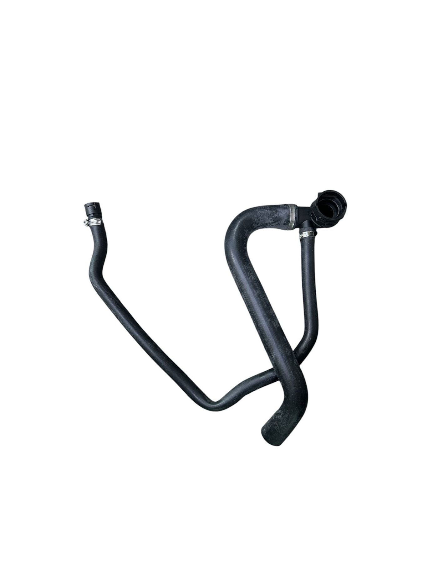 RADYATÖR ALT HORTUMU