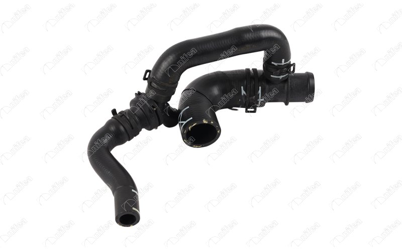 RADYATÖR GİRİŞ HORTUMU